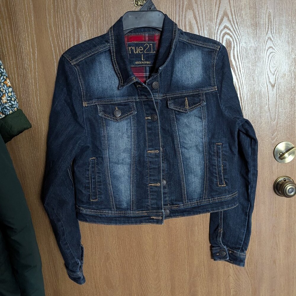rue21 cropped denim jacket, plaid inside, L